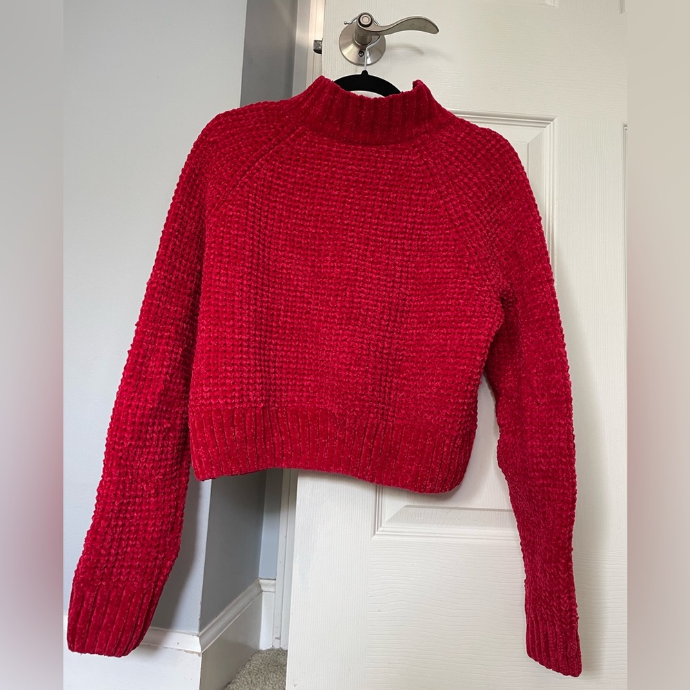 Red knit turtle neck sweater from forever 21, size S